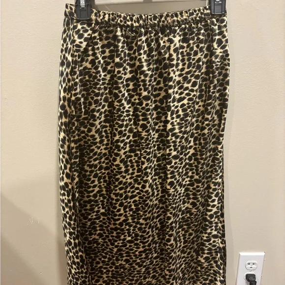 J.Crew leopard print satin midi skirt pull on - Picture 2 of 2